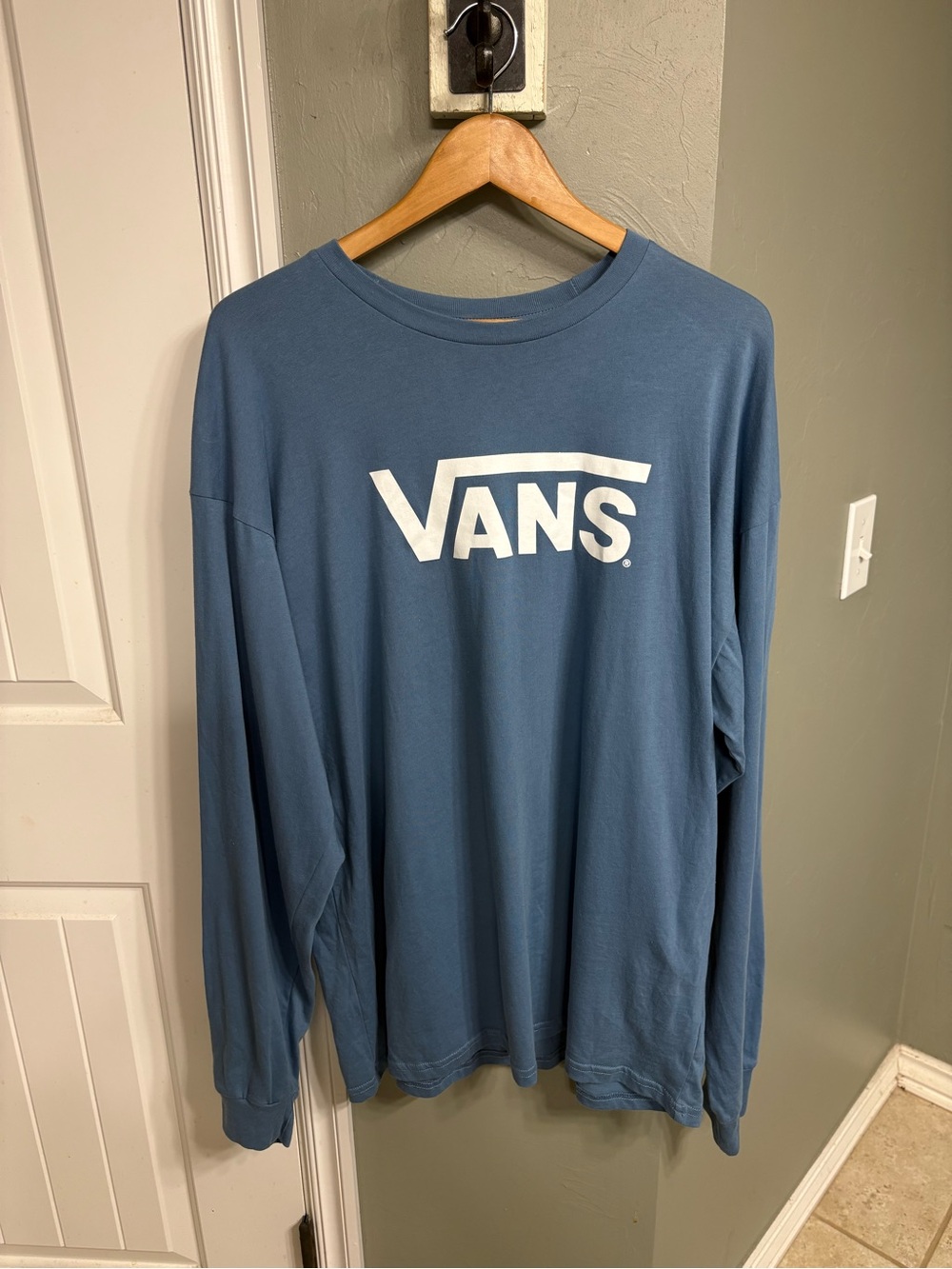 Vans Men's Crewneck Logo Long Sleeve - Slate Blue with White Logo